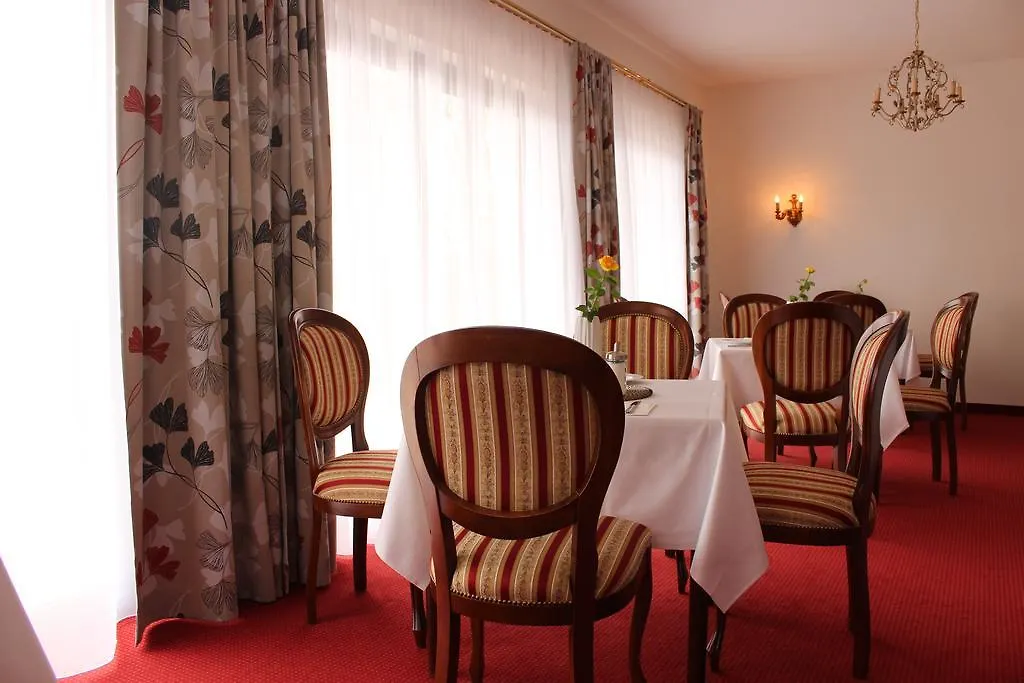 ** Konukevi Muttererhof Otel Mutters Avusturya